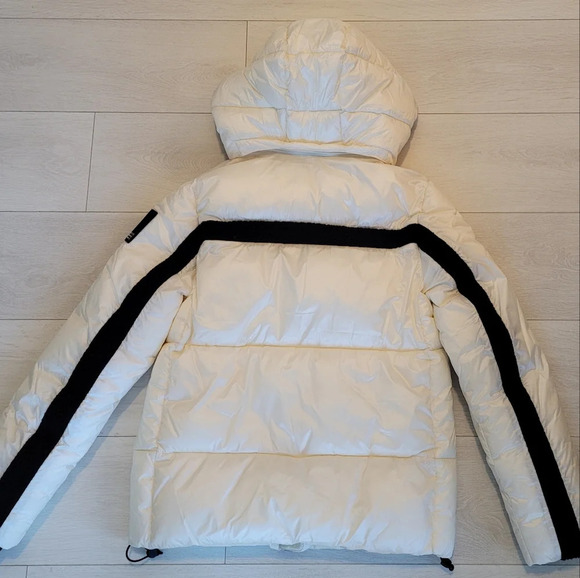 Kendall and Kylie Winter Coat Puffer Jacket - Picture 2 of 12